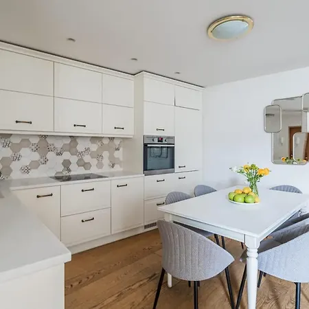 Domillion 3bdr Huge Town Hall Luxury Ac D3948 Lejlighed