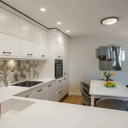 Domillion 3bdr Huge Town Hall Luxury Ac D3948 Apartament *