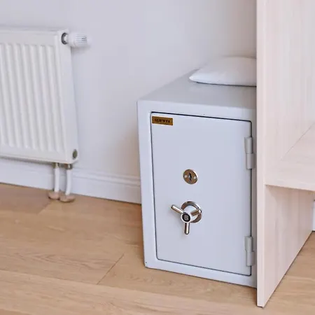 Domillion 3bdr Huge Town Hall Luxury Ac D3948 Butas