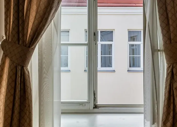 Domillion 3bdr Huge Town Hall Luxury Ac D3948 Butas *