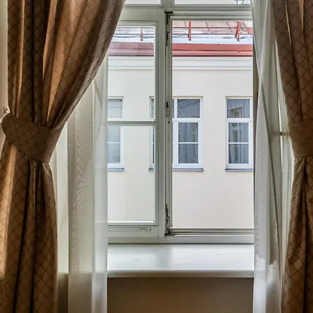 Domillion 3bdr Huge Town Hall Luxury Ac D3948 Апартаменты *